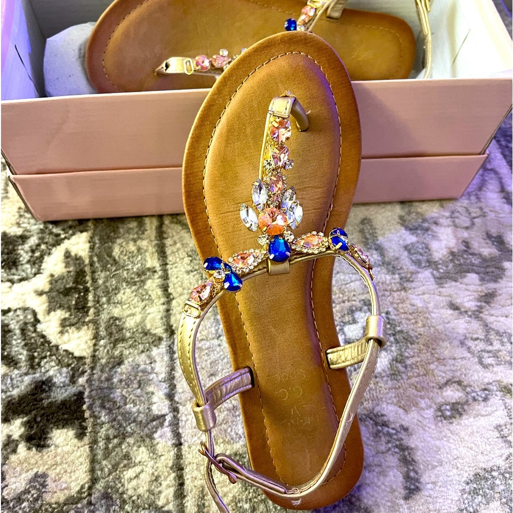 EUC size 6.5 ladies sandals